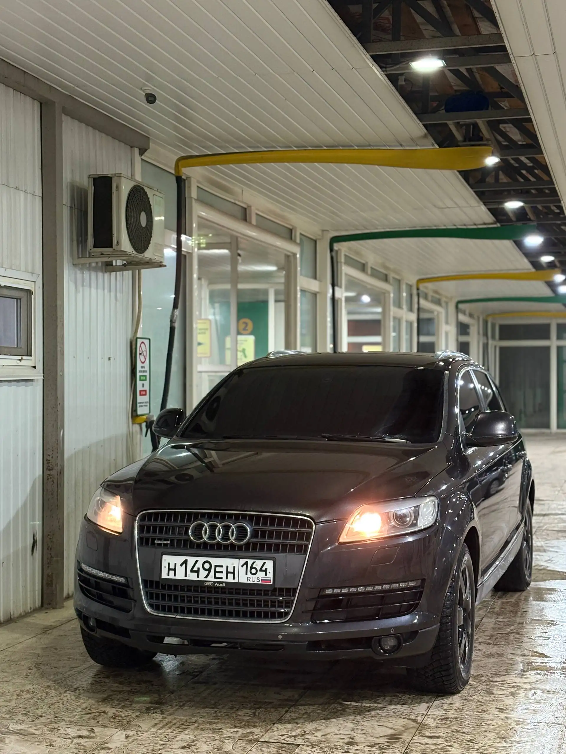 Продажа Audi Q7 4.2 FSI 2006 года - Внедорожники/кроссоверы (Авто) в Саратов