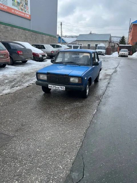 Продам ВАЗ 2107 2005 года, карбюратор - частное объявление в Саратов