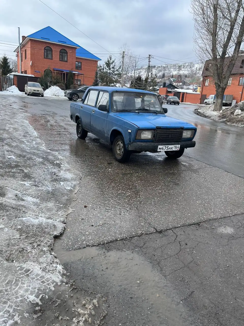 Продам ВАЗ 2107 2005 года, карбюратор - Легковые автомобили (Авто) в Саратов