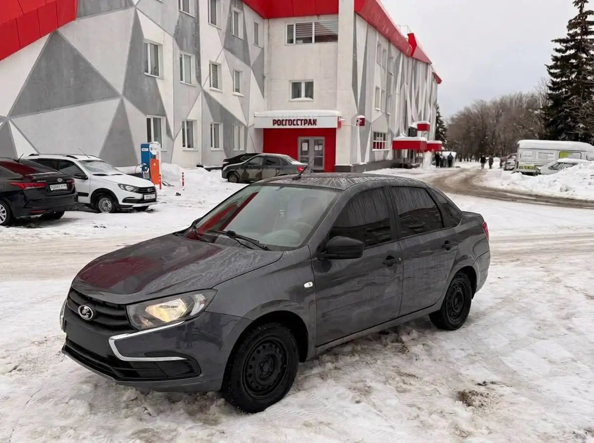 Автомобиль 2019 года в хорошем состоянии - Авто в Саратов