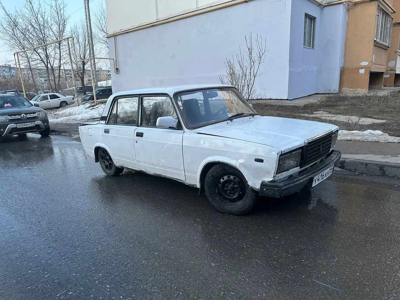 Продам ВАЗ 2107 2004 года - Легковые автомобили (Авто) в Саратов