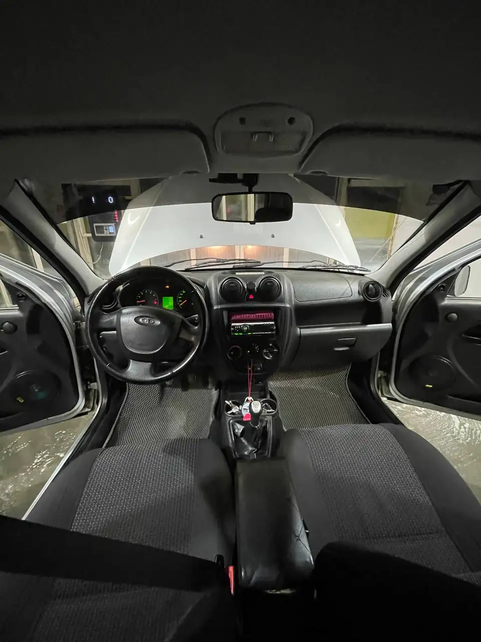 Продажа автомобиля 2012 года с пробегом 177 000 км - Авто в Саратов