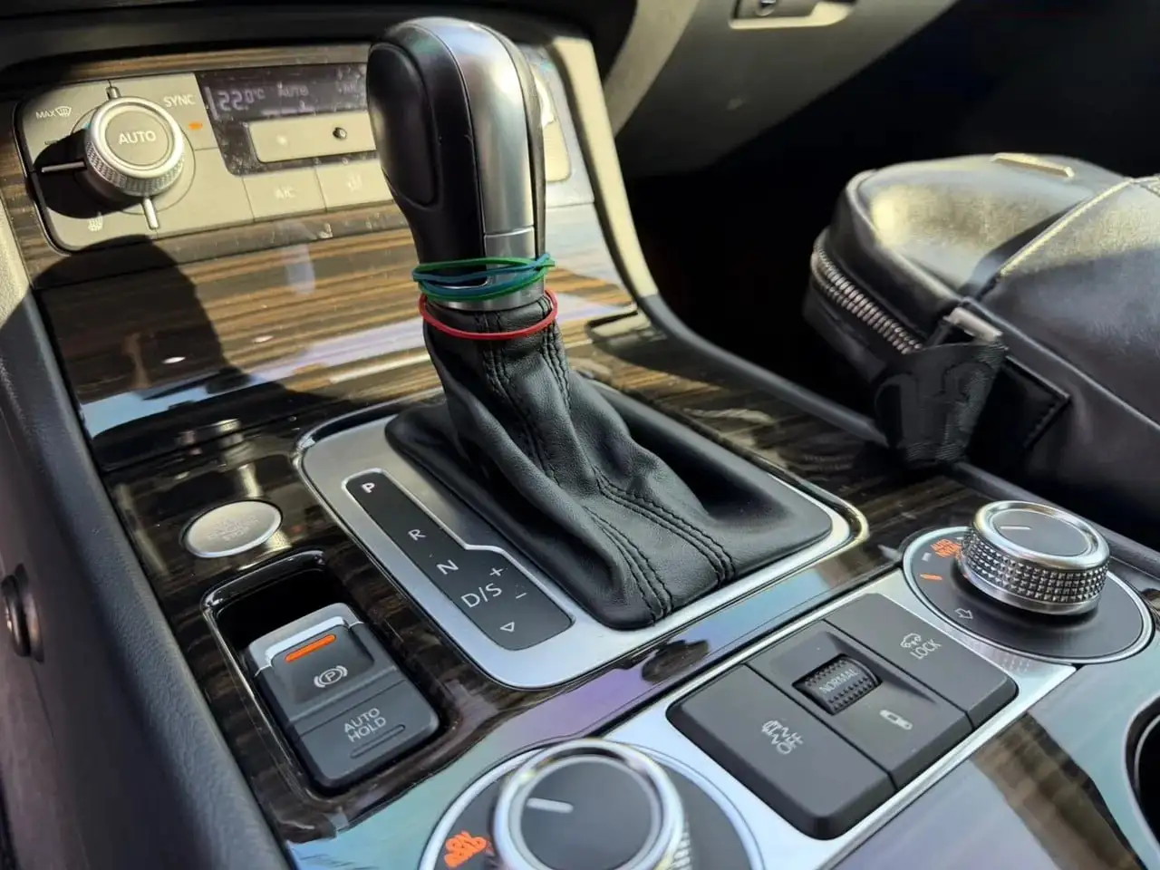 Продам Volkswagen Touareg 2017 дизель - Авто в Саратов