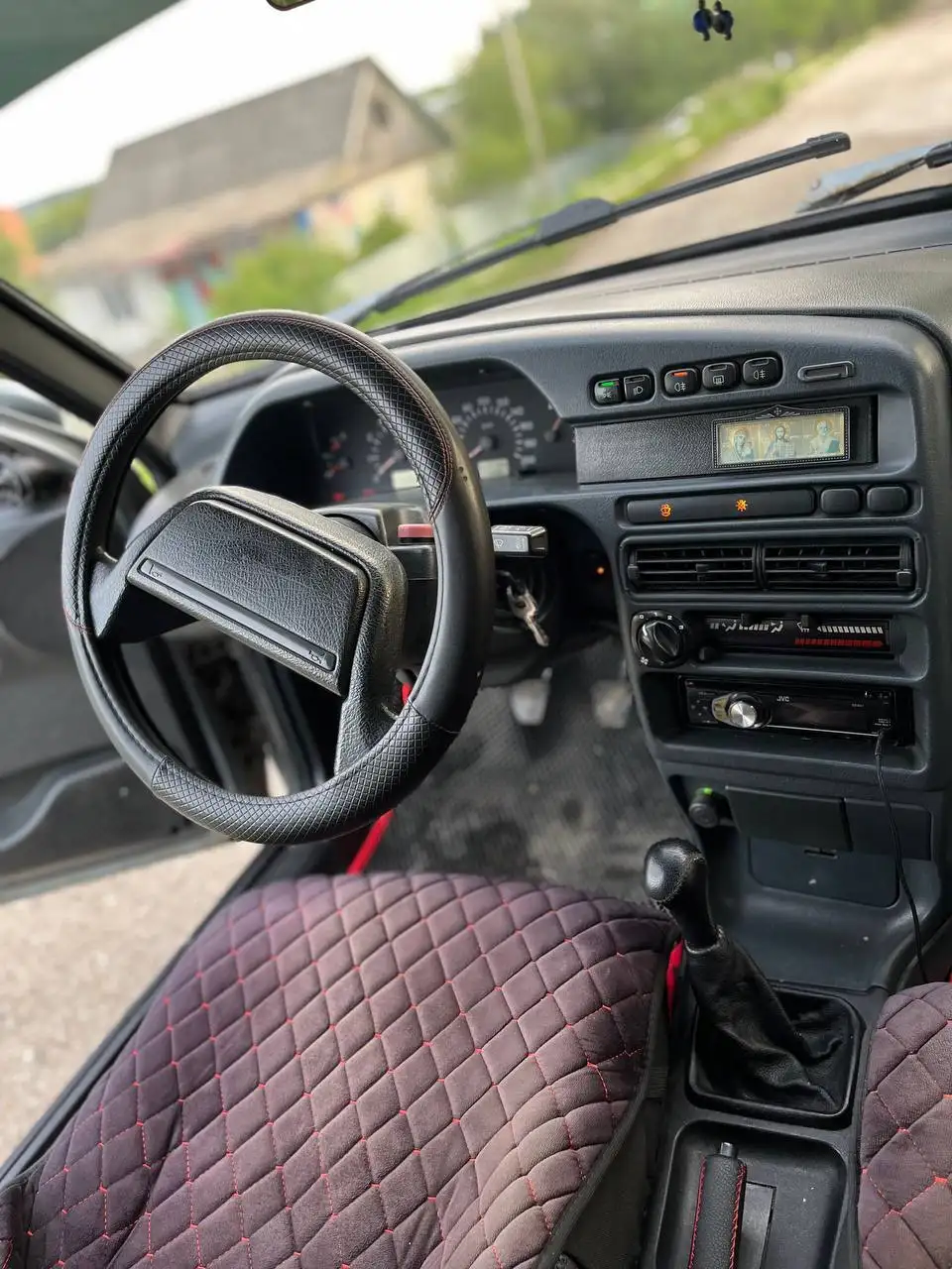 Продажа ВАЗ 2114 2010 года - Легковые автомобили (Авто) в Саратов