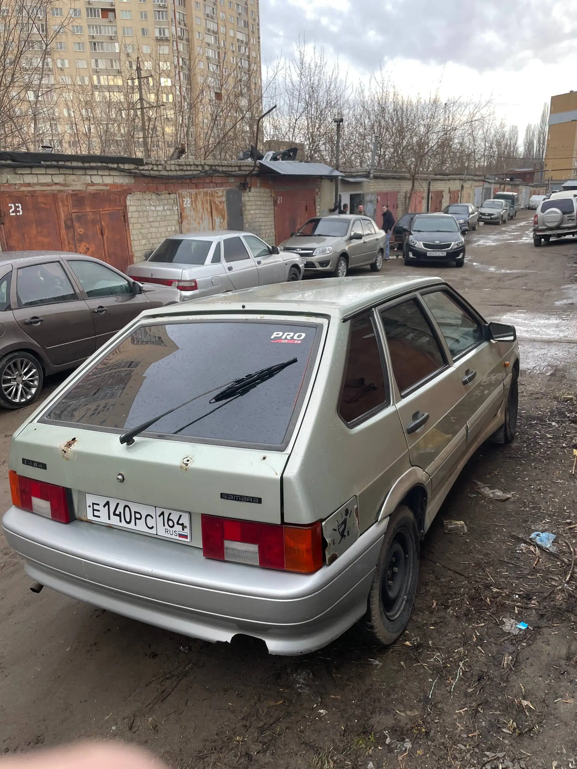 Автомобиль ВАЗ 2106 7 лет, инжектор - Легковые автомобили (Авто) в Саратов