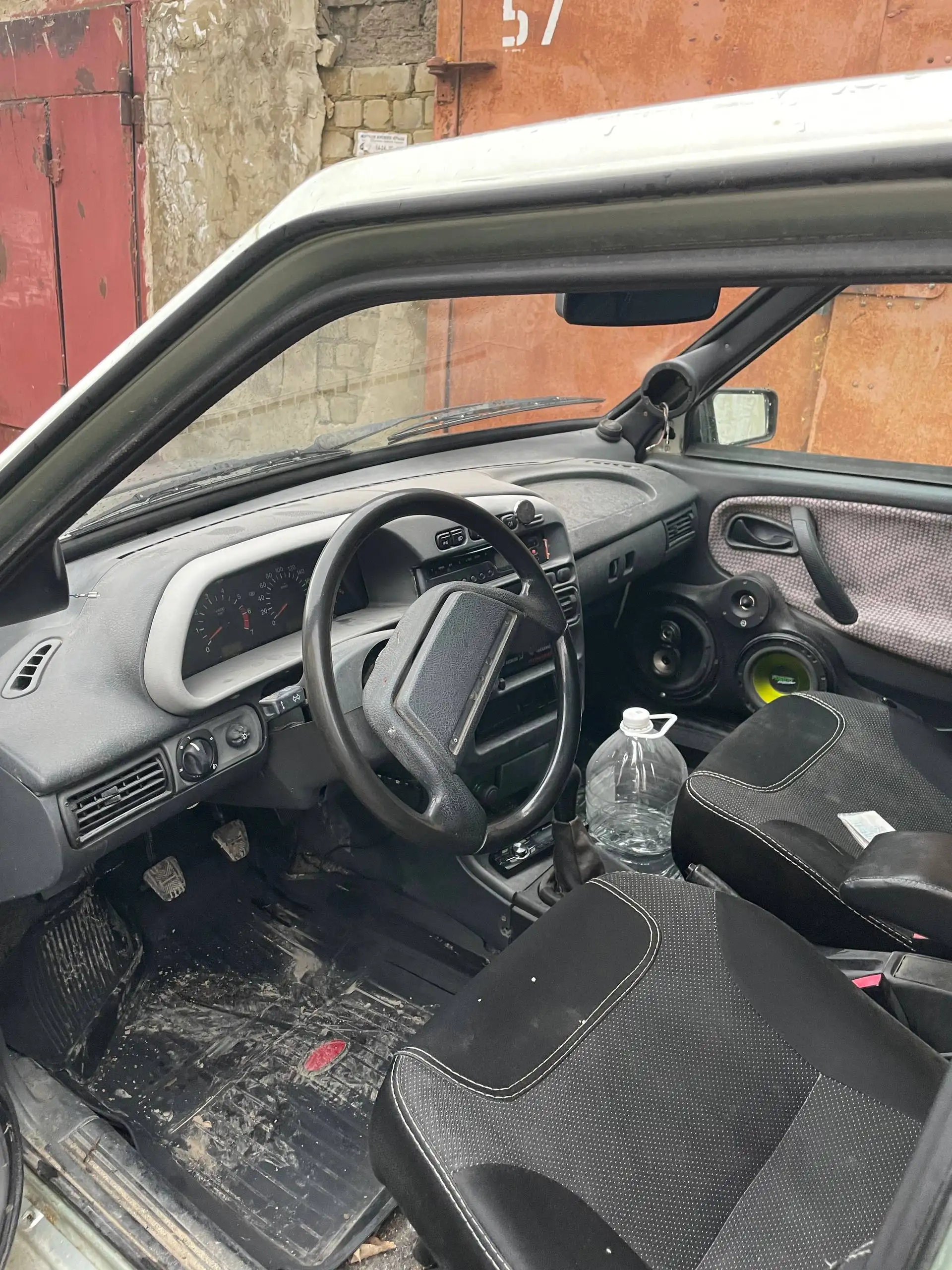 Автомобиль ВАЗ 2106 7 лет, инжектор - Легковые автомобили (Авто) в Саратов