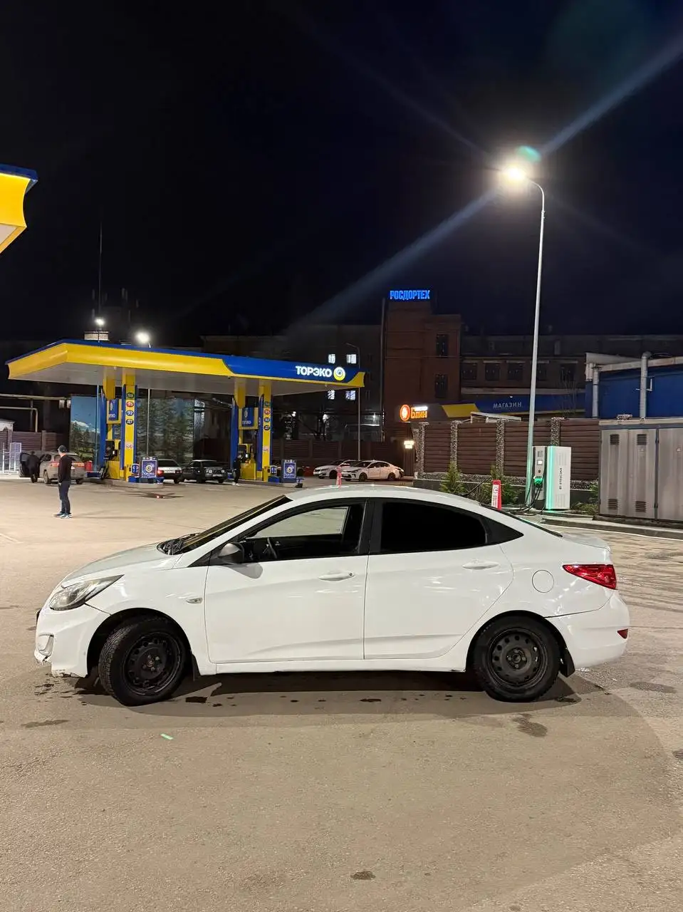 Продажа Hyundai Solaris 2014 года в Саратовской области - Легковые автомобили (Авто) в Саратов