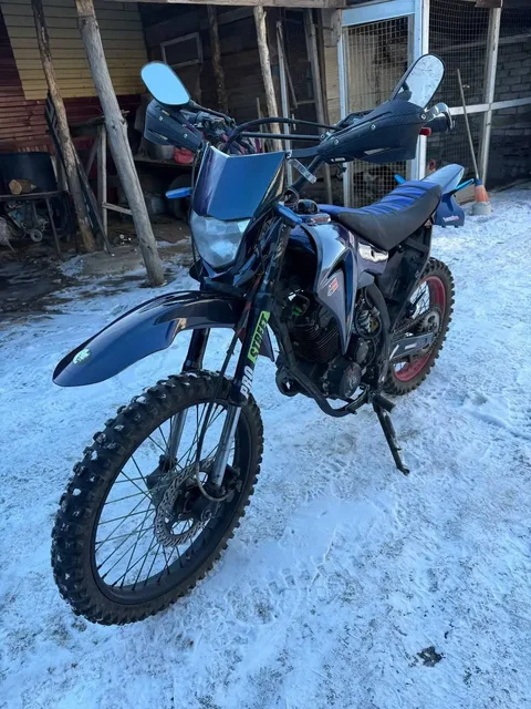 Продажа эндуро мотоцикла - Продажа автомобилей в Саратов