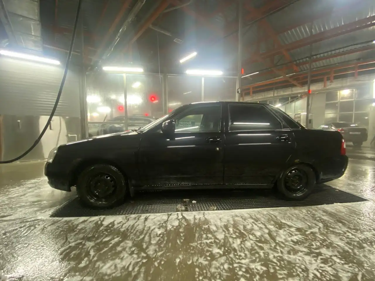 Приора 2009 года с новыми узлами - Легковые автомобили (Авто) в Саратов