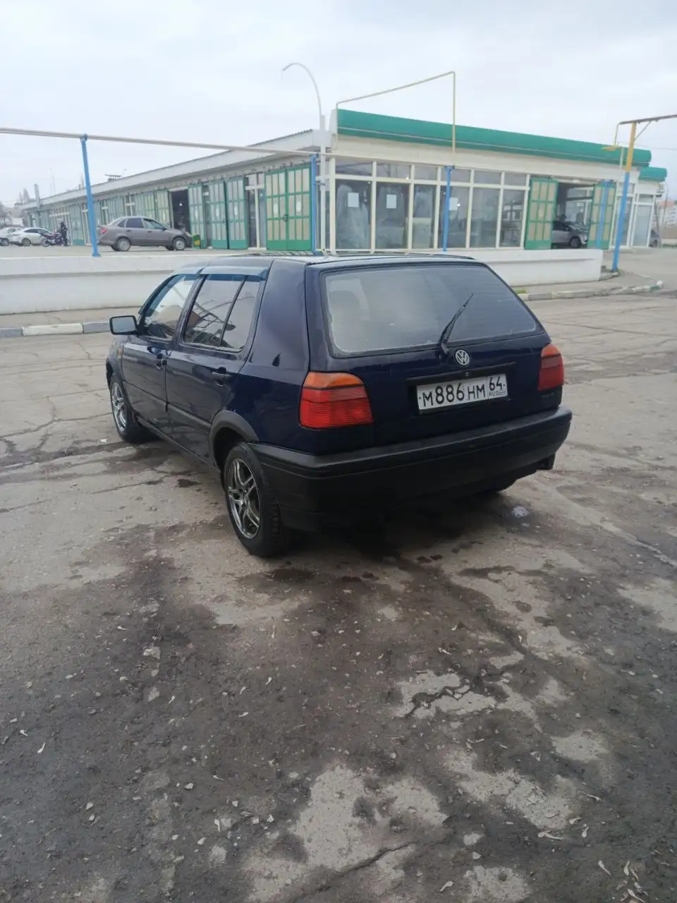 Volkswagen Golf 3 1992 года выпуска - Легковые автомобили (Авто) в Саратов