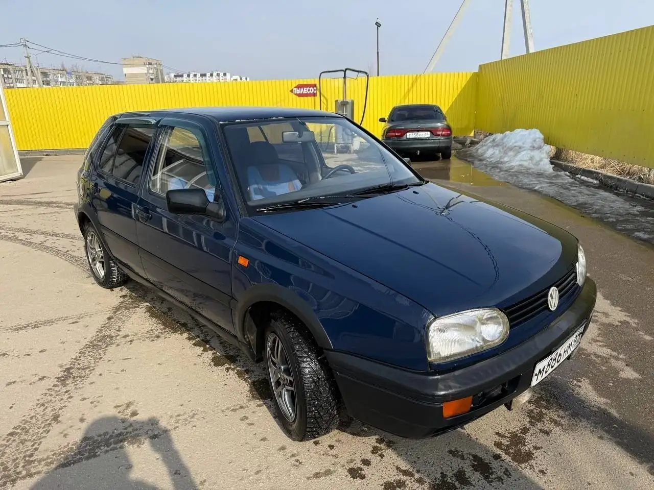 Volkswagen Golf 3 1992 года выпуска - Легковые автомобили (Авто) в Саратов