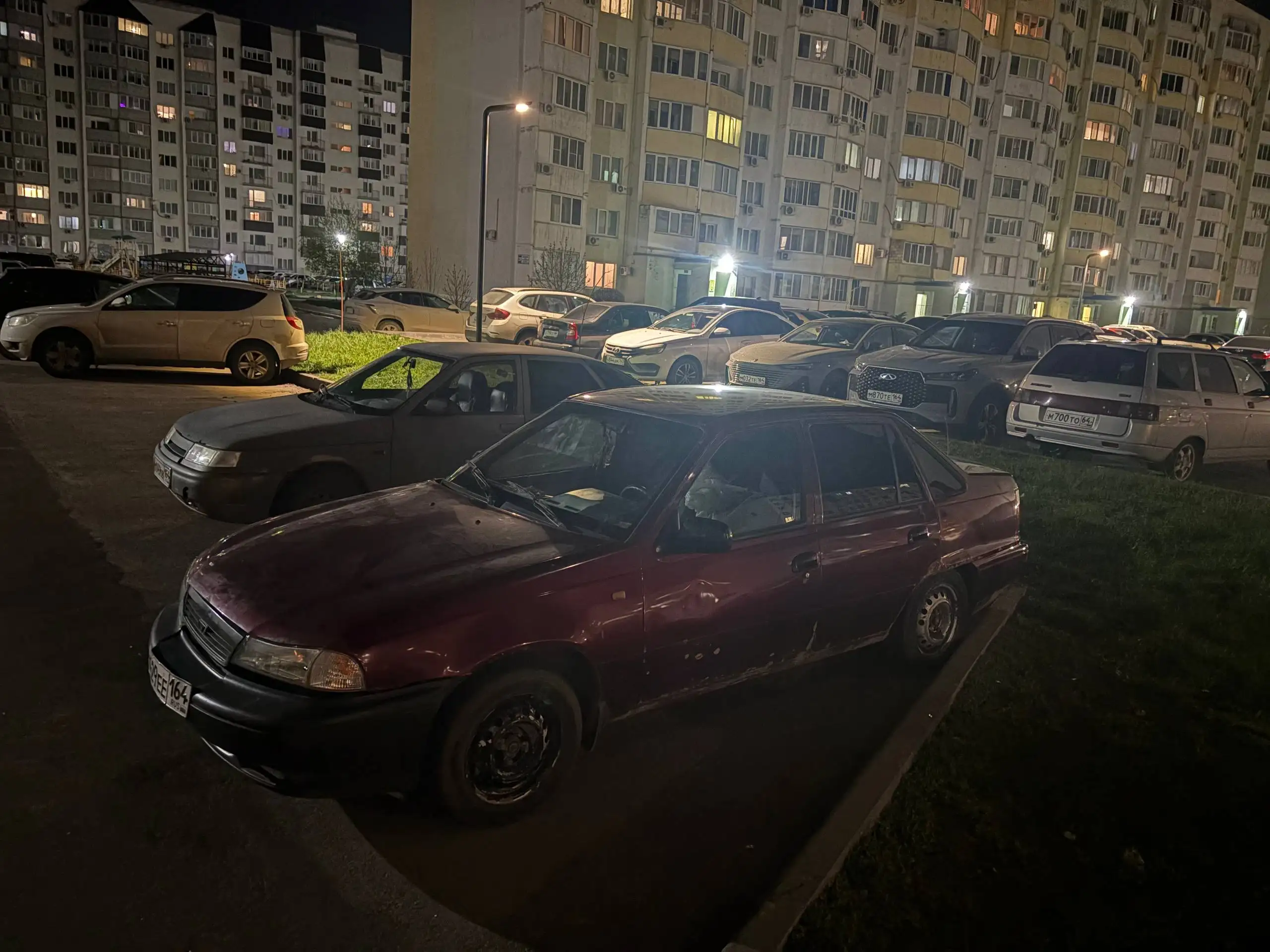 Hyundai Solaris 2014 1.6 AT - null (Авто) в Саратов