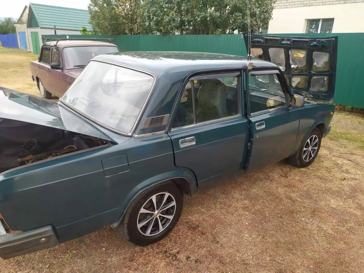 Продам ВАЗ 2107 (2 шт) - Легковые авто (Авто) в Саратов