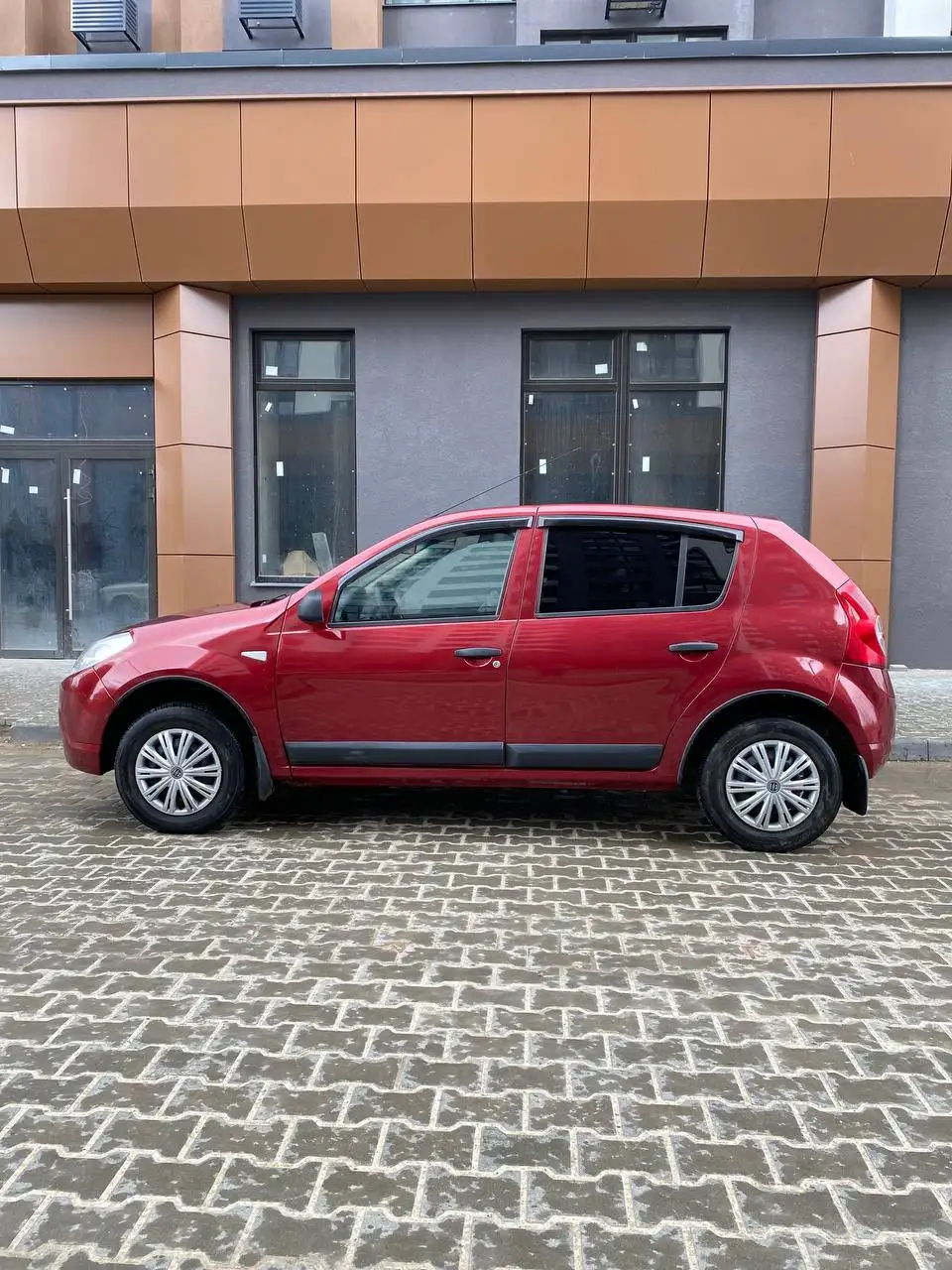 Рено Сандеро 2013 - Легковые автомобили (Авто) в Саратов