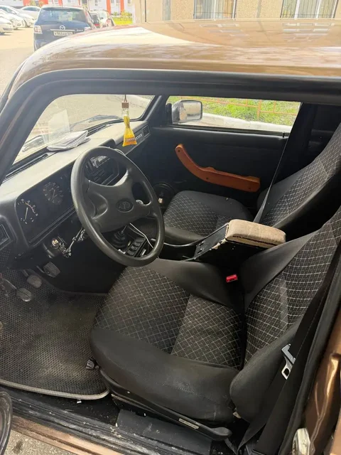 Продам автомобиль SsangYong (предположительно) 2005 года - Рейлинги в Саратов