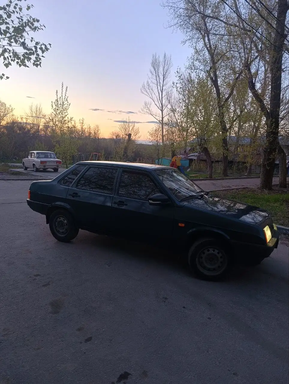 Продажа автомобиля ВАЗ (классика) - Кузовные детали (Авто) в Саратов