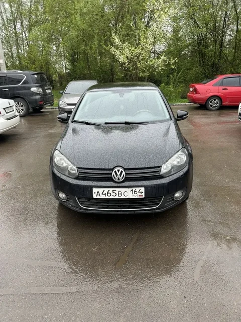 Volkswagen Golf 2010 - Шины в Саратов