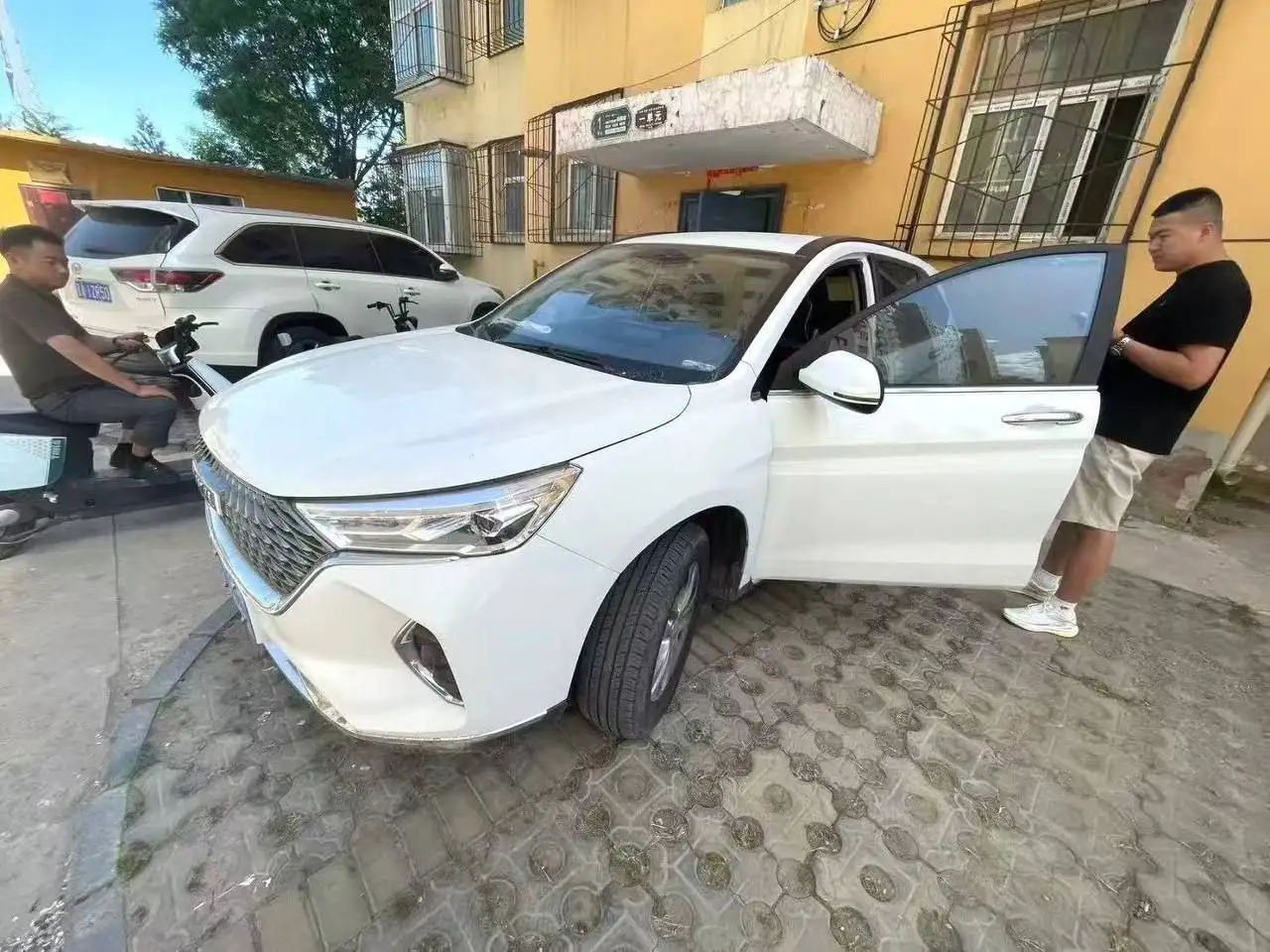 Haval M6 PLUS 2022 Comfort Edition - Легковые автомобили (Авто) в Саратов