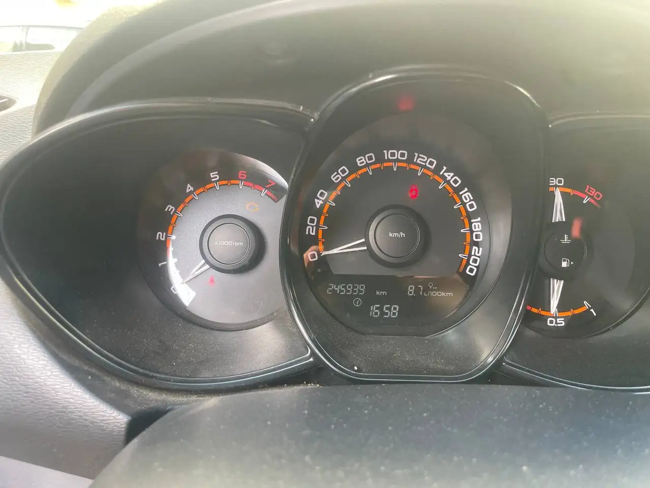 Продам авто 2019 - Легковые автомобили (Авто) в Саратов