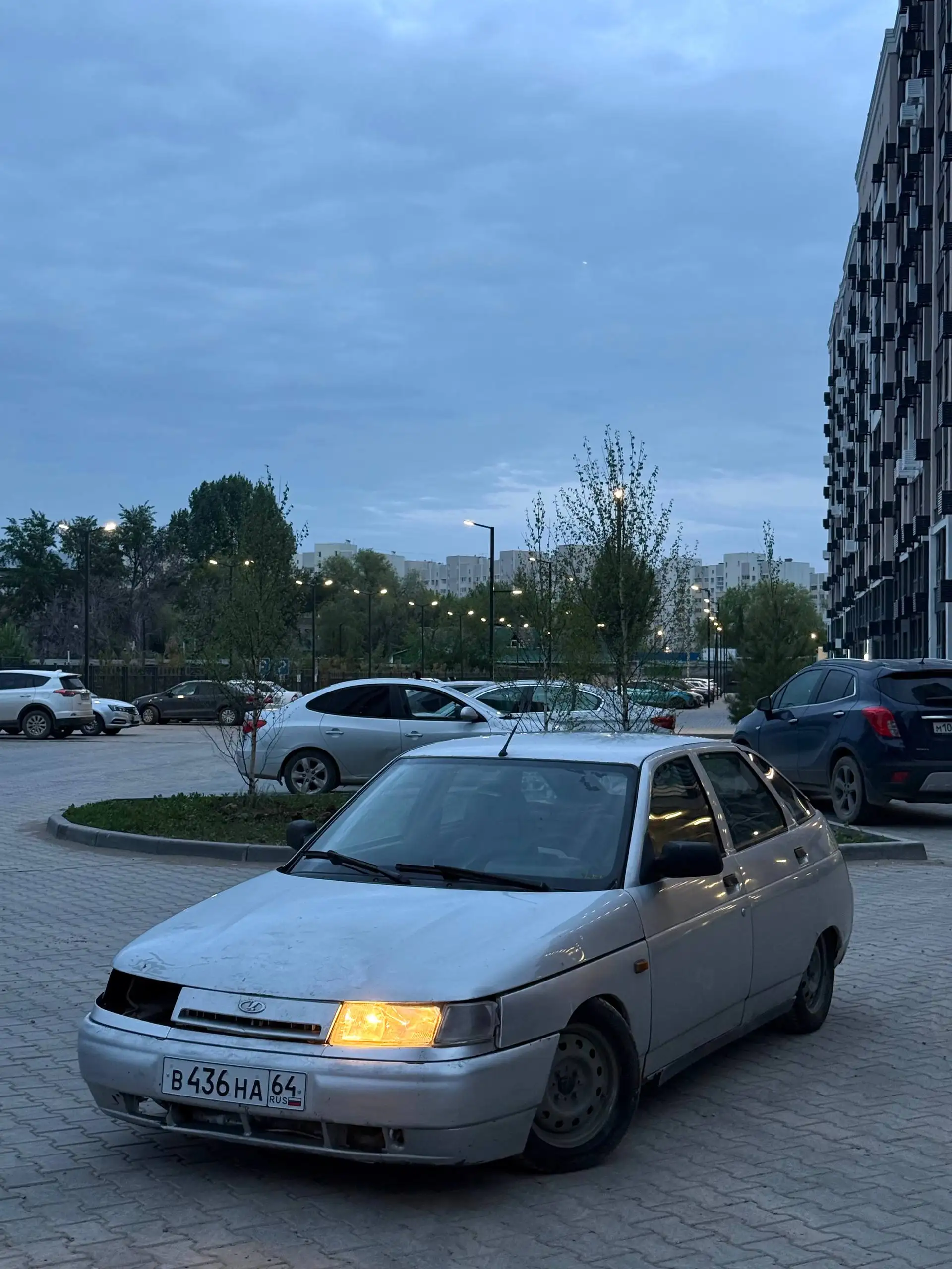 ВАЗ 2112 2004 года - Легковые автомобили (Авто) в Саратов