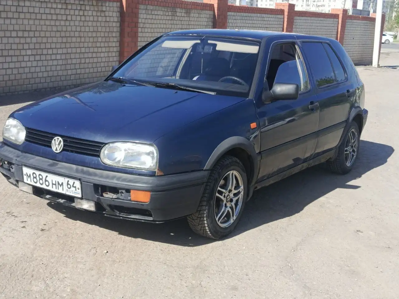 Продам Volkswagen Golf 3 - Авто в Саратов