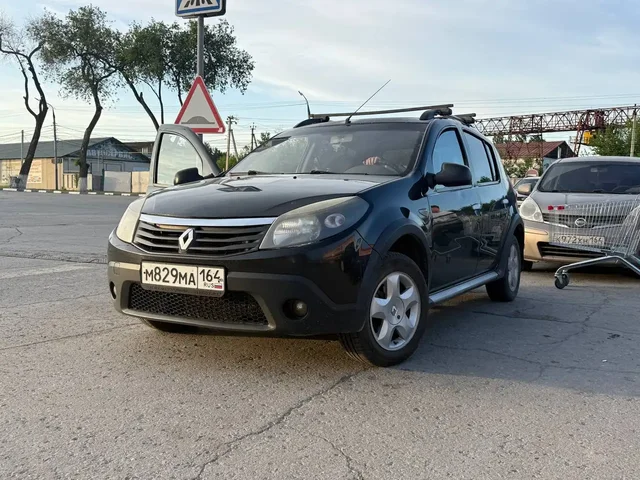 Продам Renault Sandero Stepway 2013 - Квадроциклы в Саратов