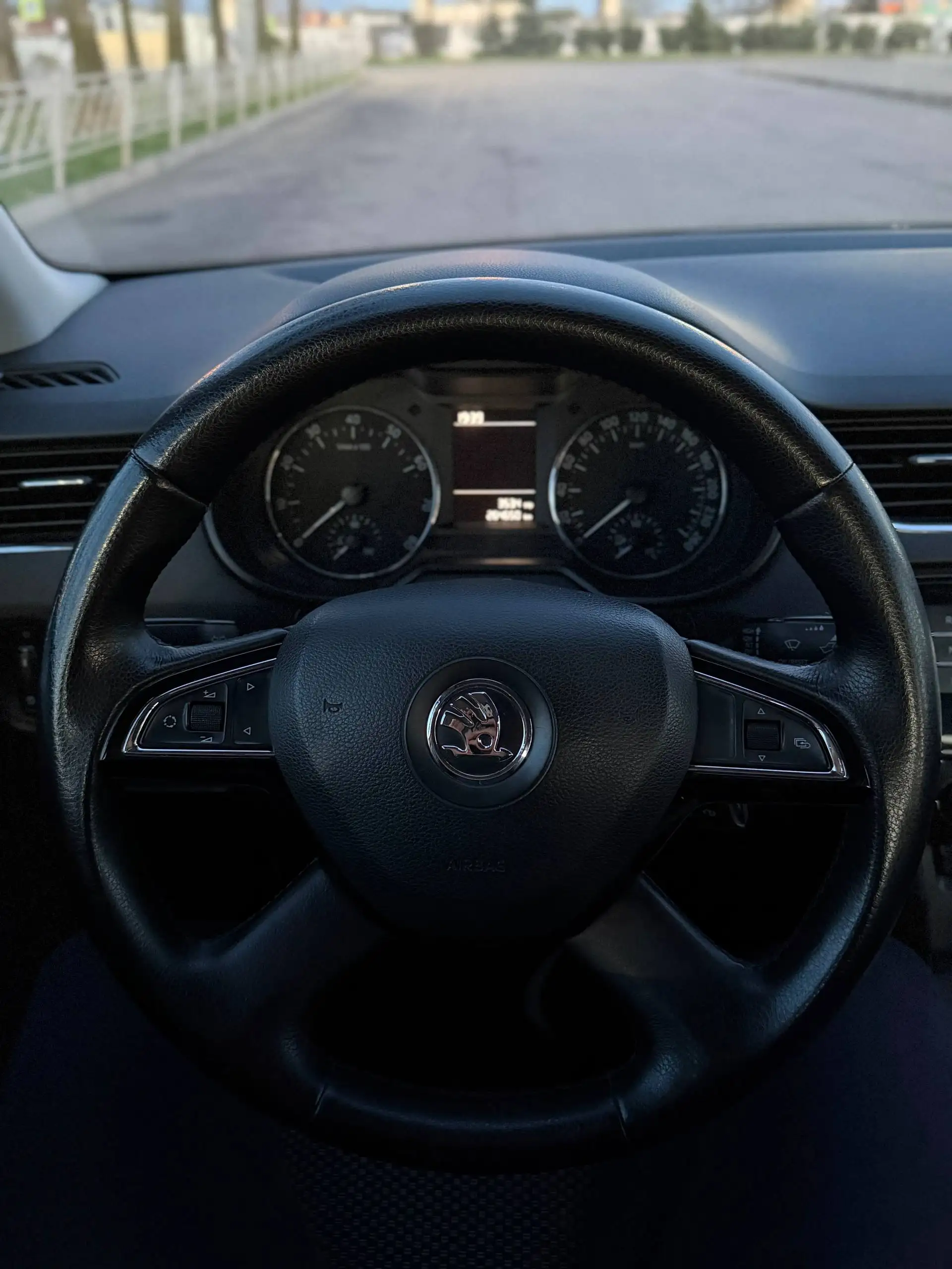 Skoda Octavia A7 1.4 MT 2013 - Легковые автомобили (Авто) в Вольск
