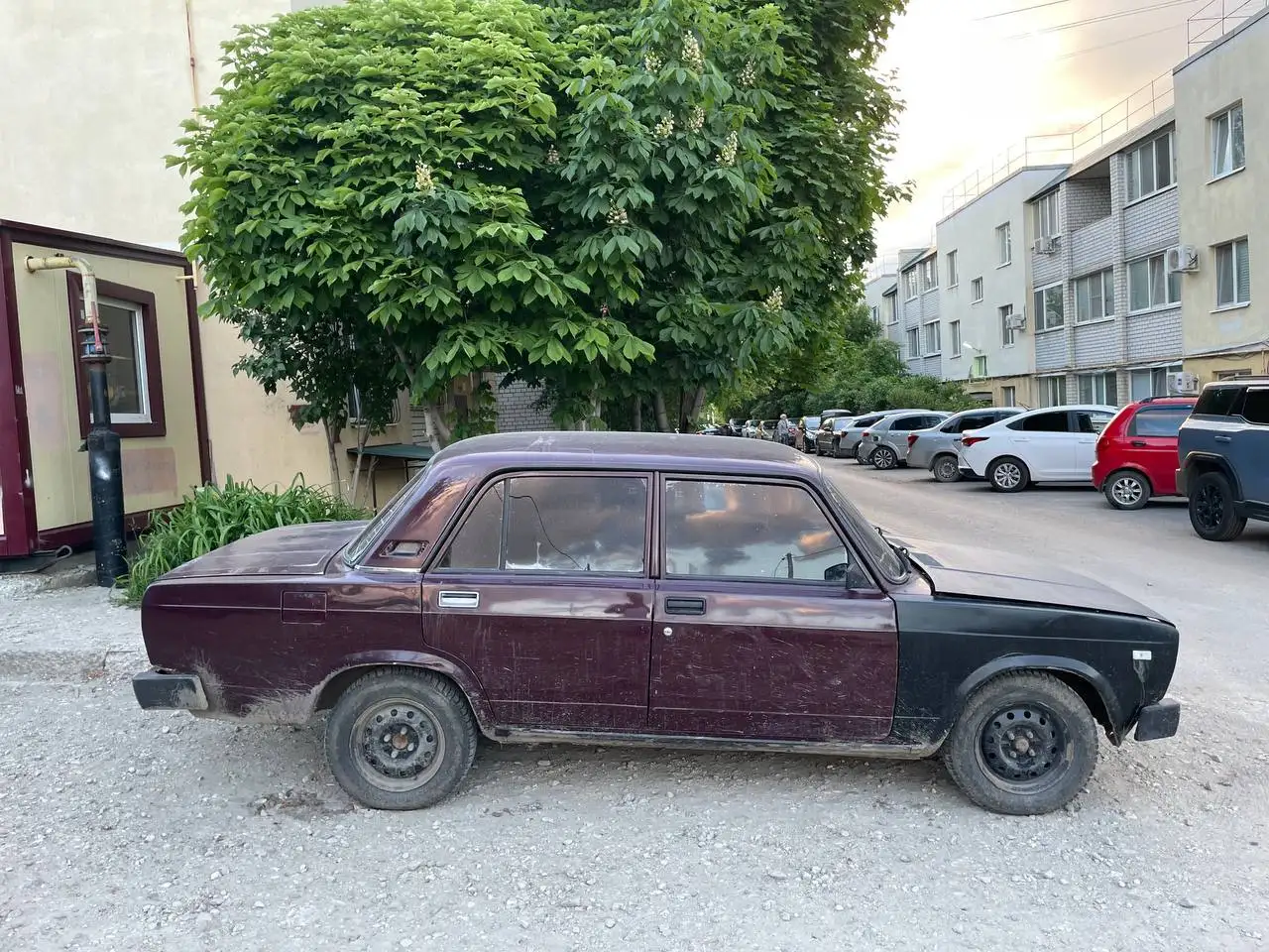 Продажа пятачка 2006 года (Ваз 2121 Нива?) - Авто в Саратов