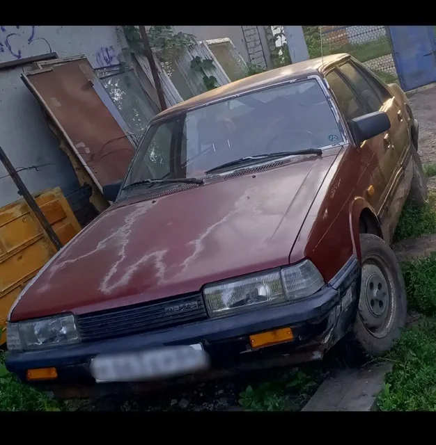 Продам Mazda 626 GC 1986 - Запчасти в Энгельс