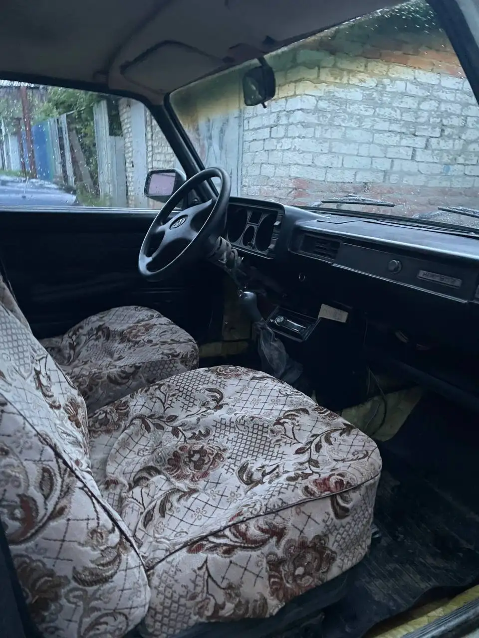 ВАЗ 2105 на ходу, торг уместен - Легковые автомобили (Авто) в Саратов