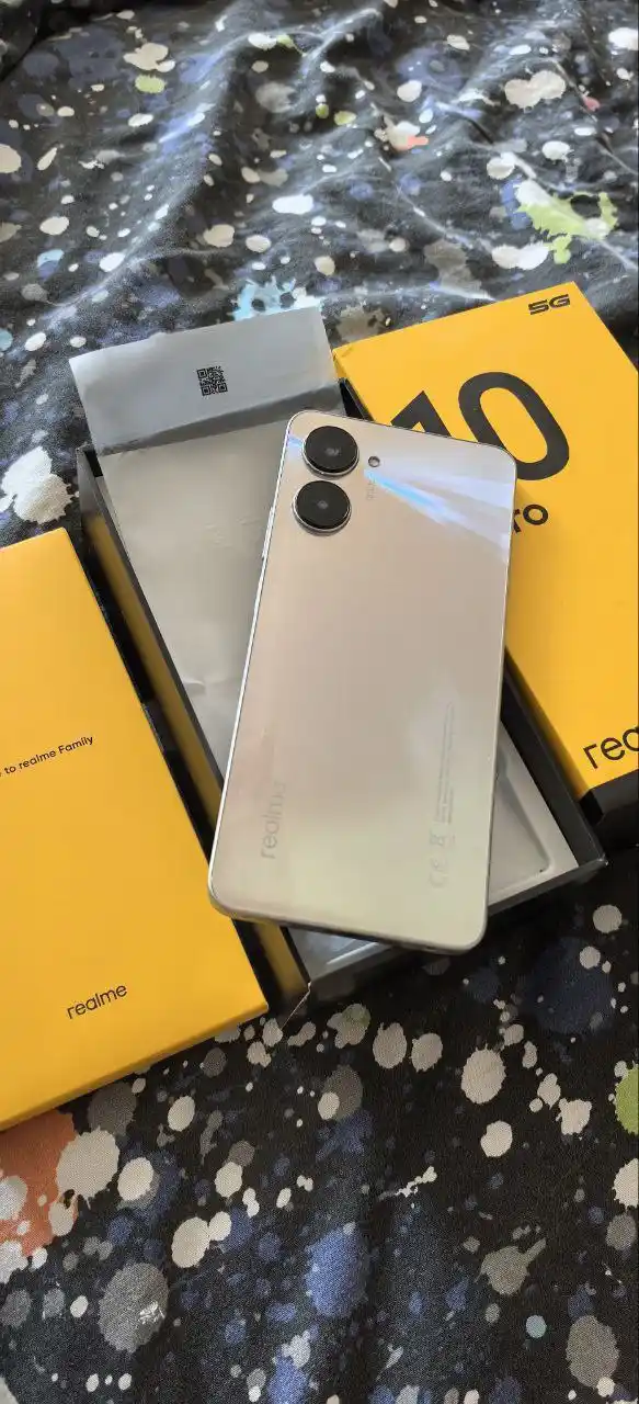 Продам/обменяю Realme 10 Pro