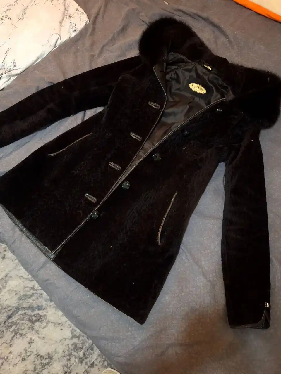 Продажа одежды в Ленинском районе