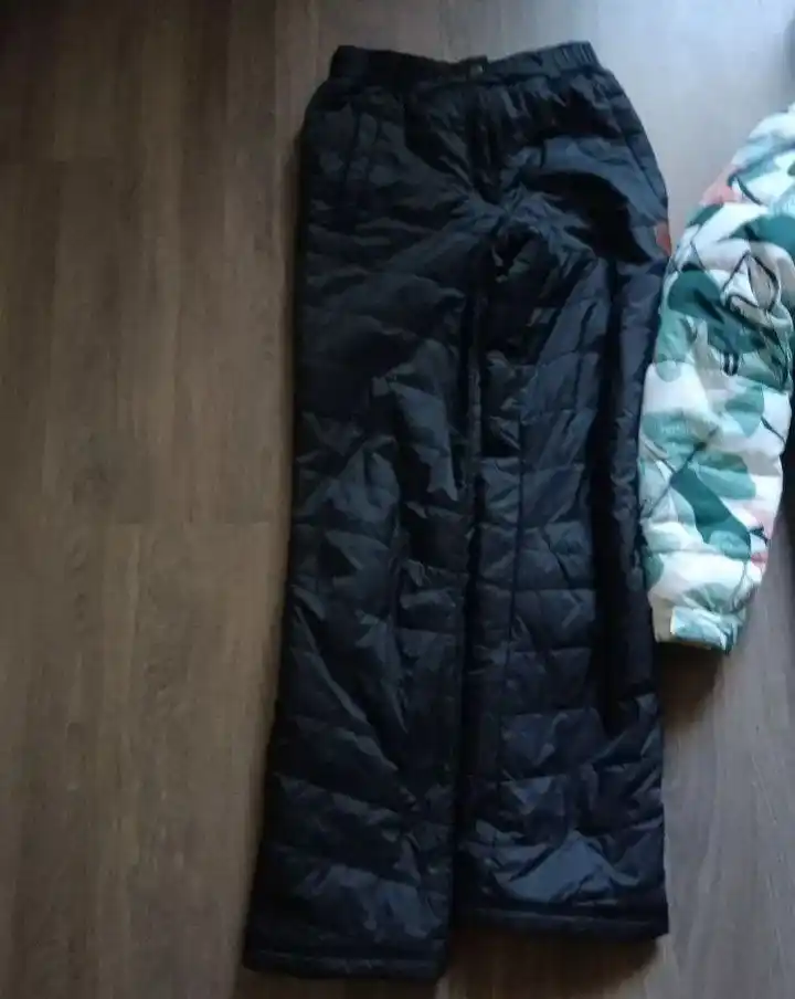 Продам детский зимний комбинезон