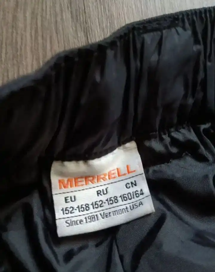 Продам детский зимний комбинезон