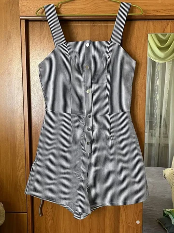 Продажа женской одежды отличного качества - Украшения в Саратов