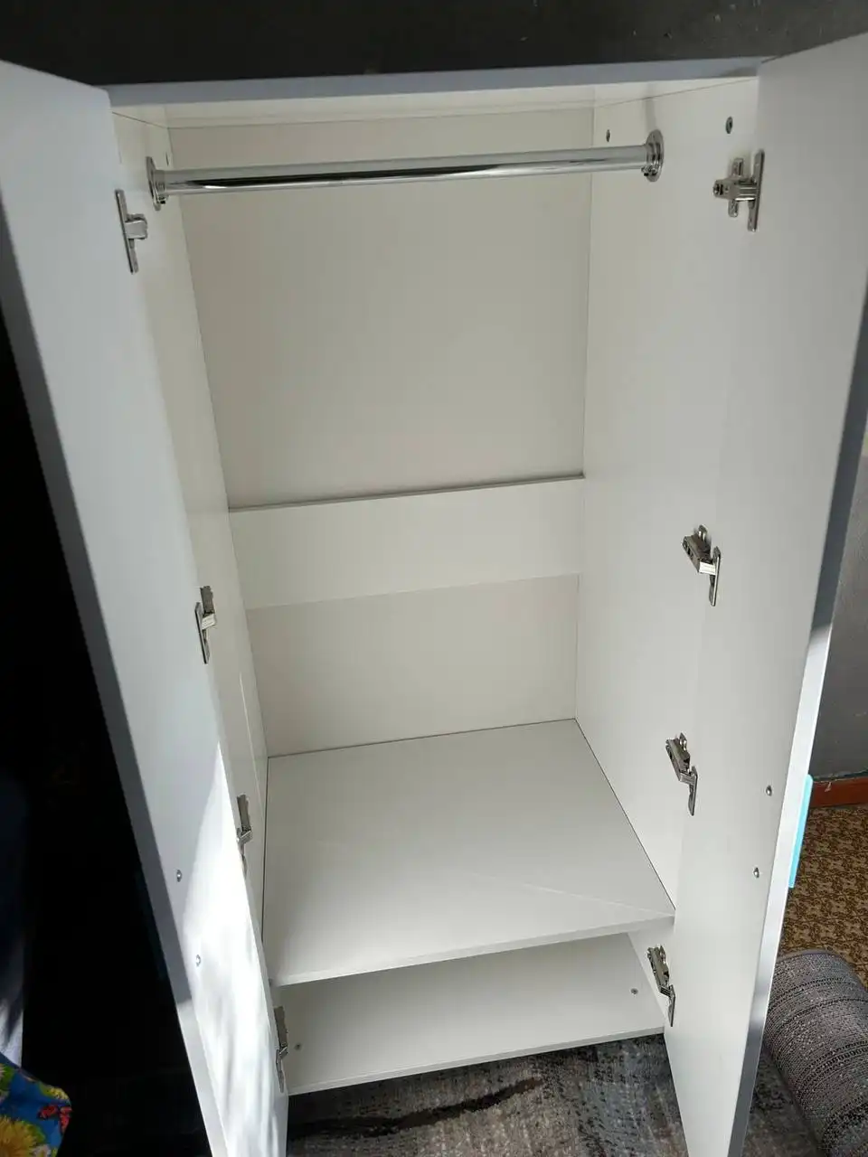 Продам комплектом мебель