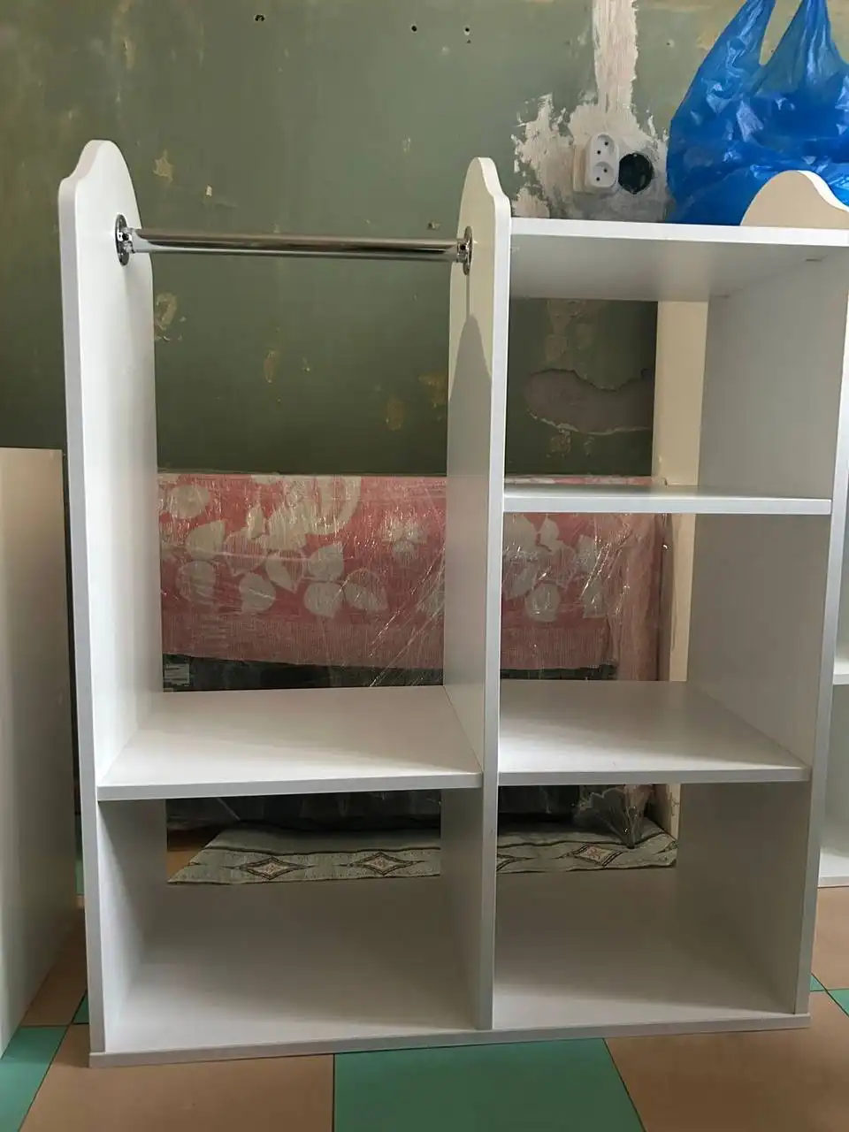 Продам комплектом мебель