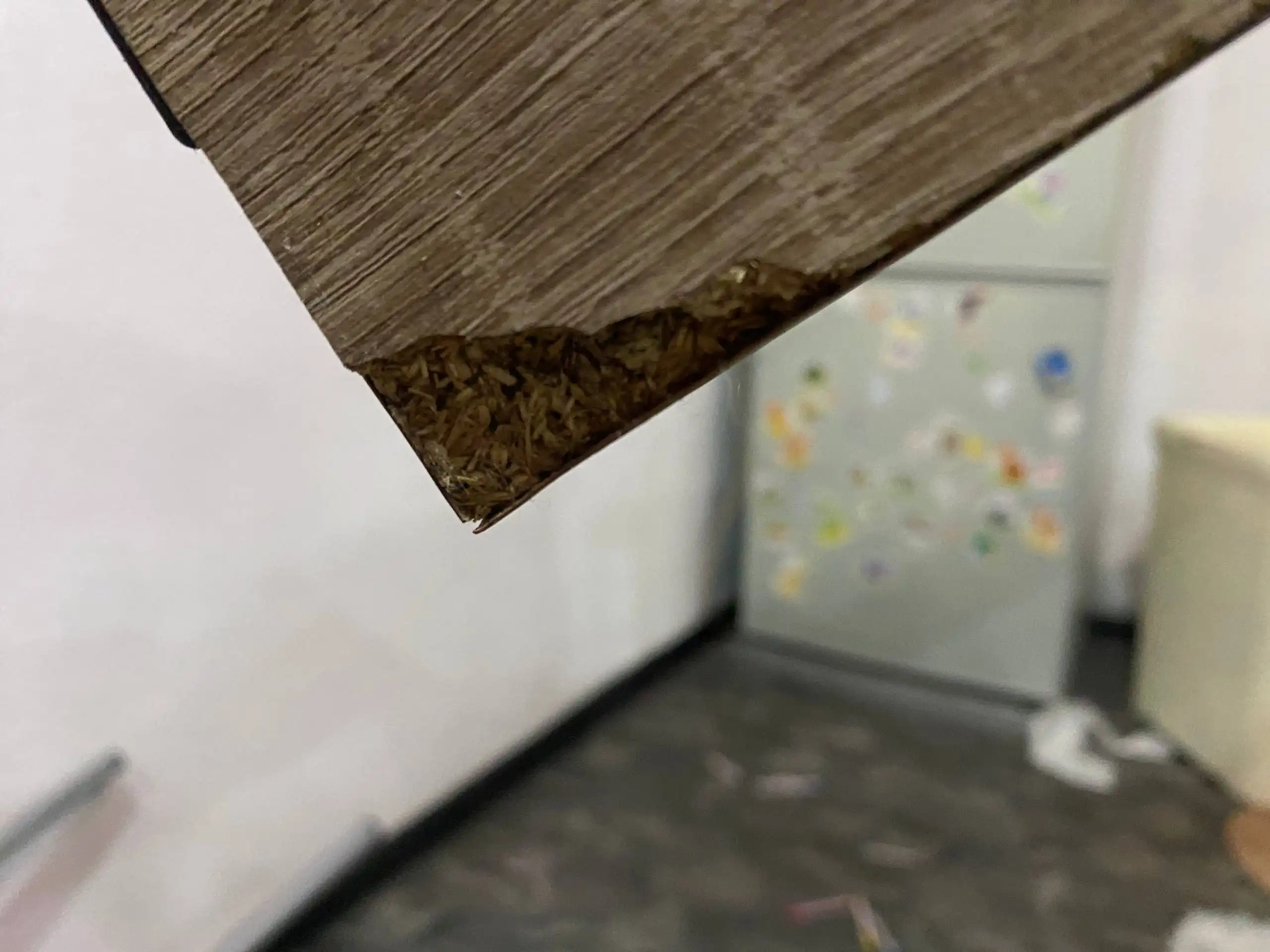 Продам стол срочно