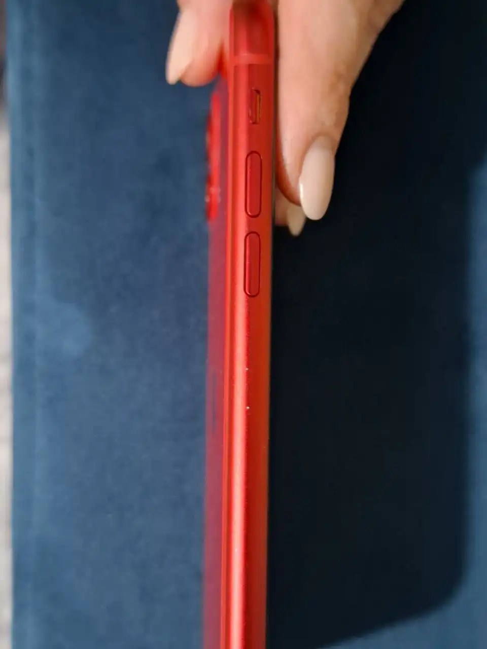 Продажа iPhone 11 (Product) RED 128гб