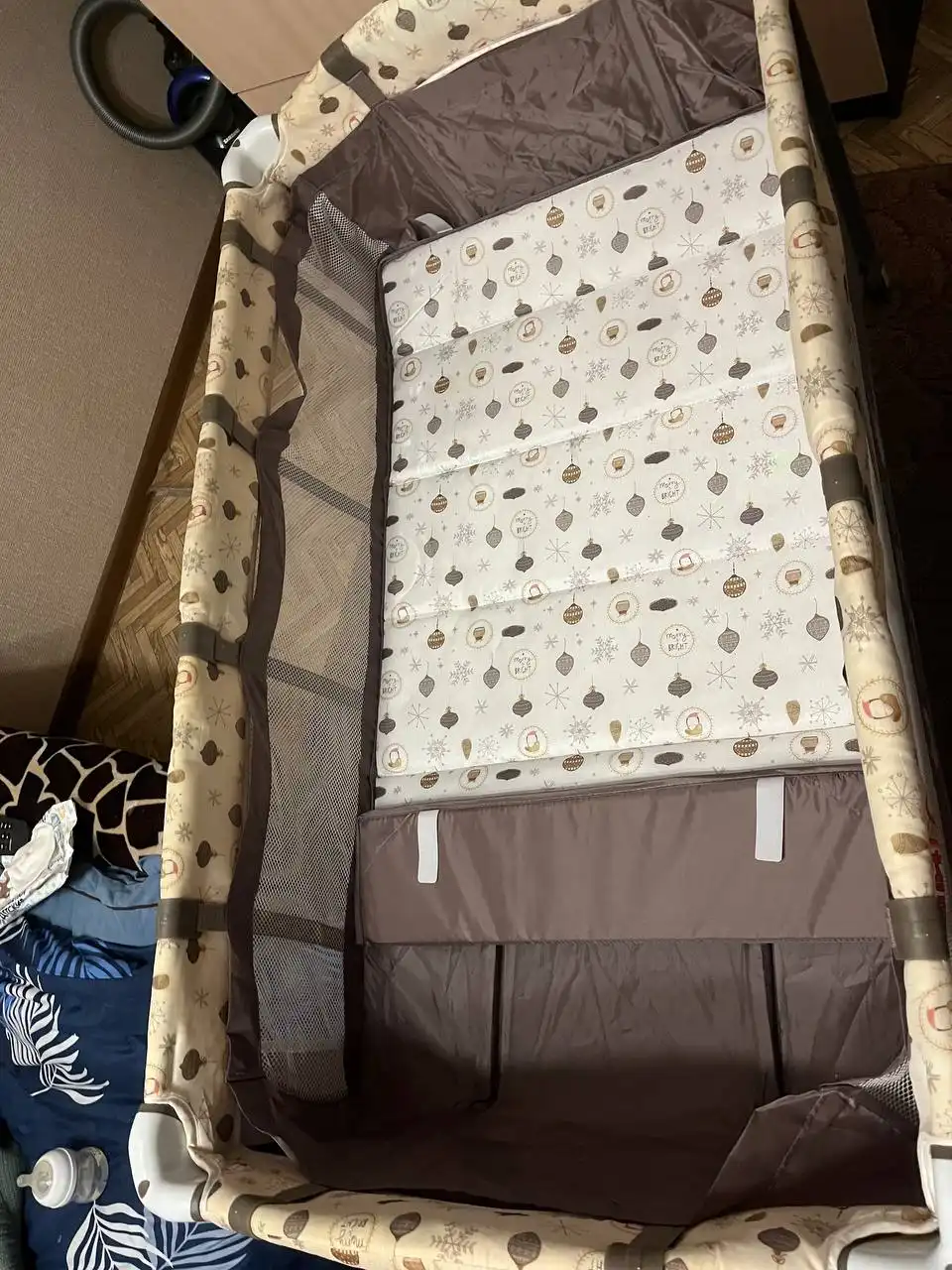 Продам манеж кроватку