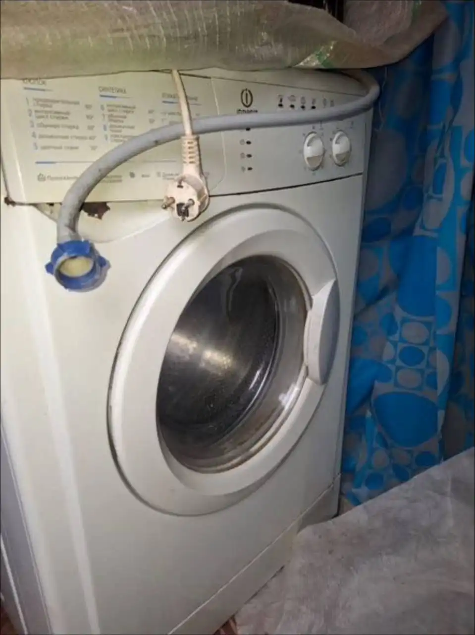 Стиральная машина Indesit в заводском районе