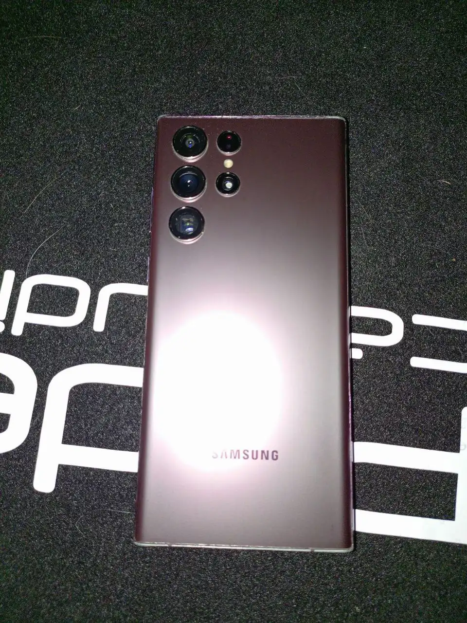 Продам Samsung S22 Ultra