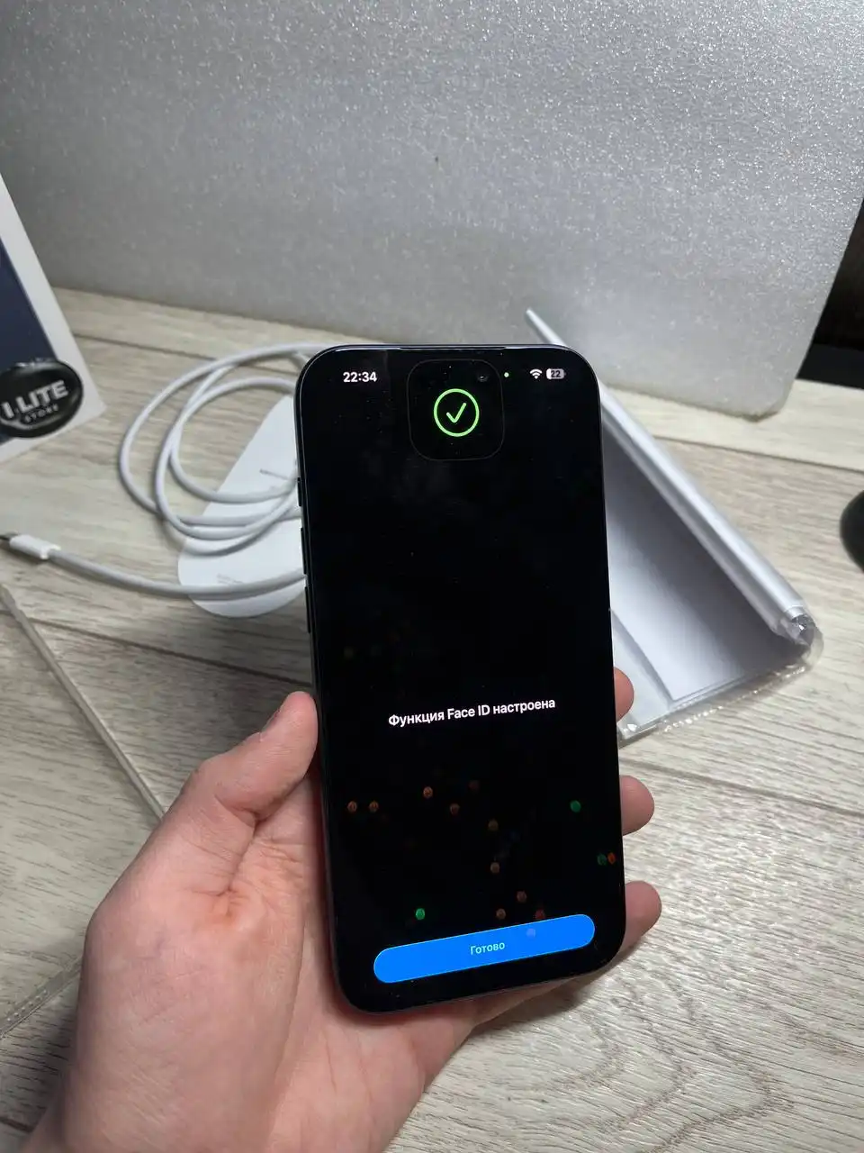 Продам iPhone 17 Pro Max 256gb в отличном состоянии