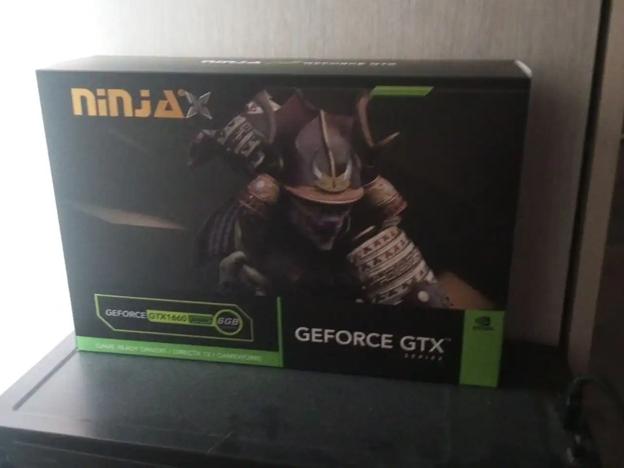 Видеокарта NVIDIA GeForce GTX 1660 Super новая в упаковке