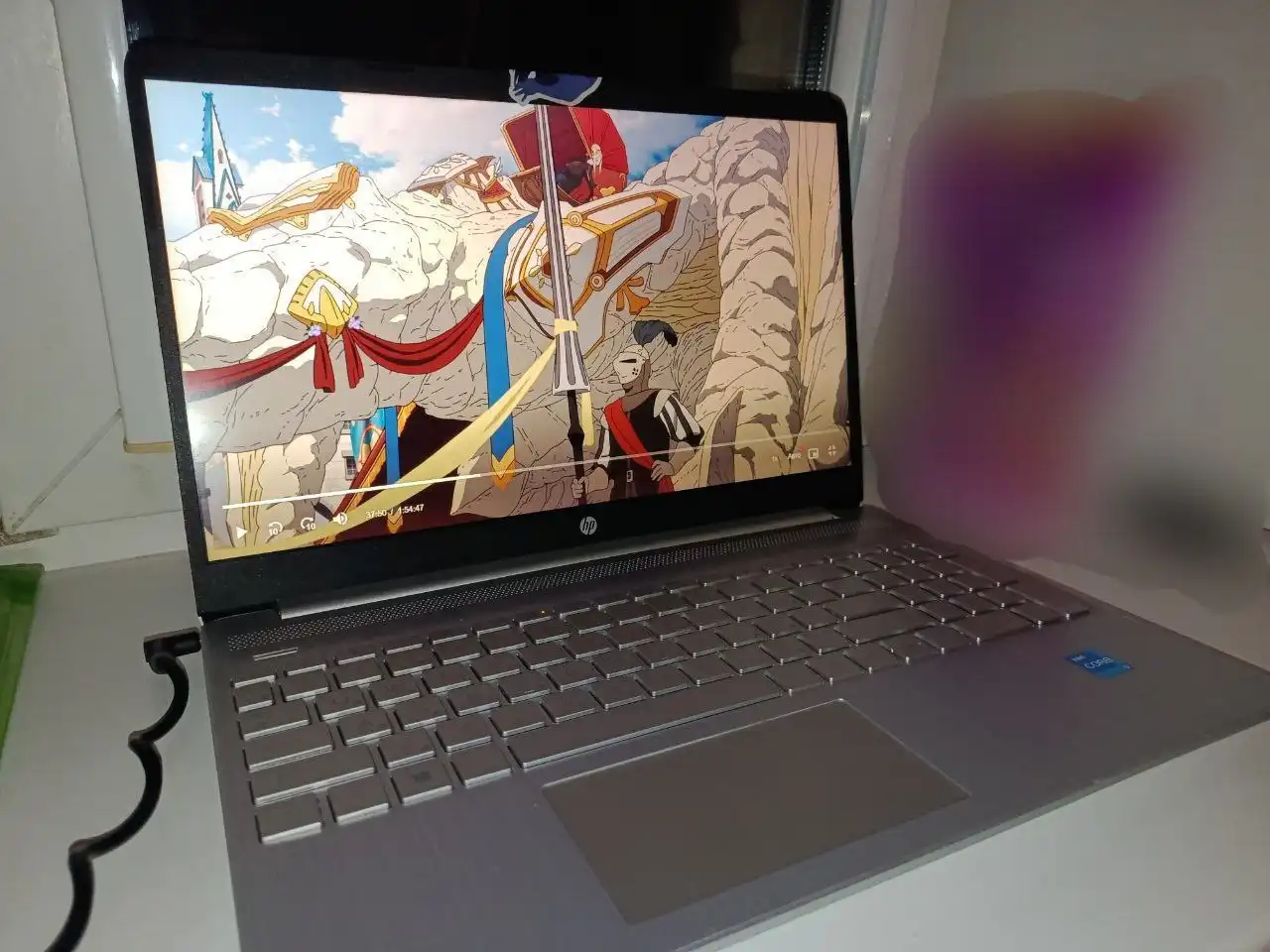 Ноутбук HP 15s-fq2023ur с зарядкой