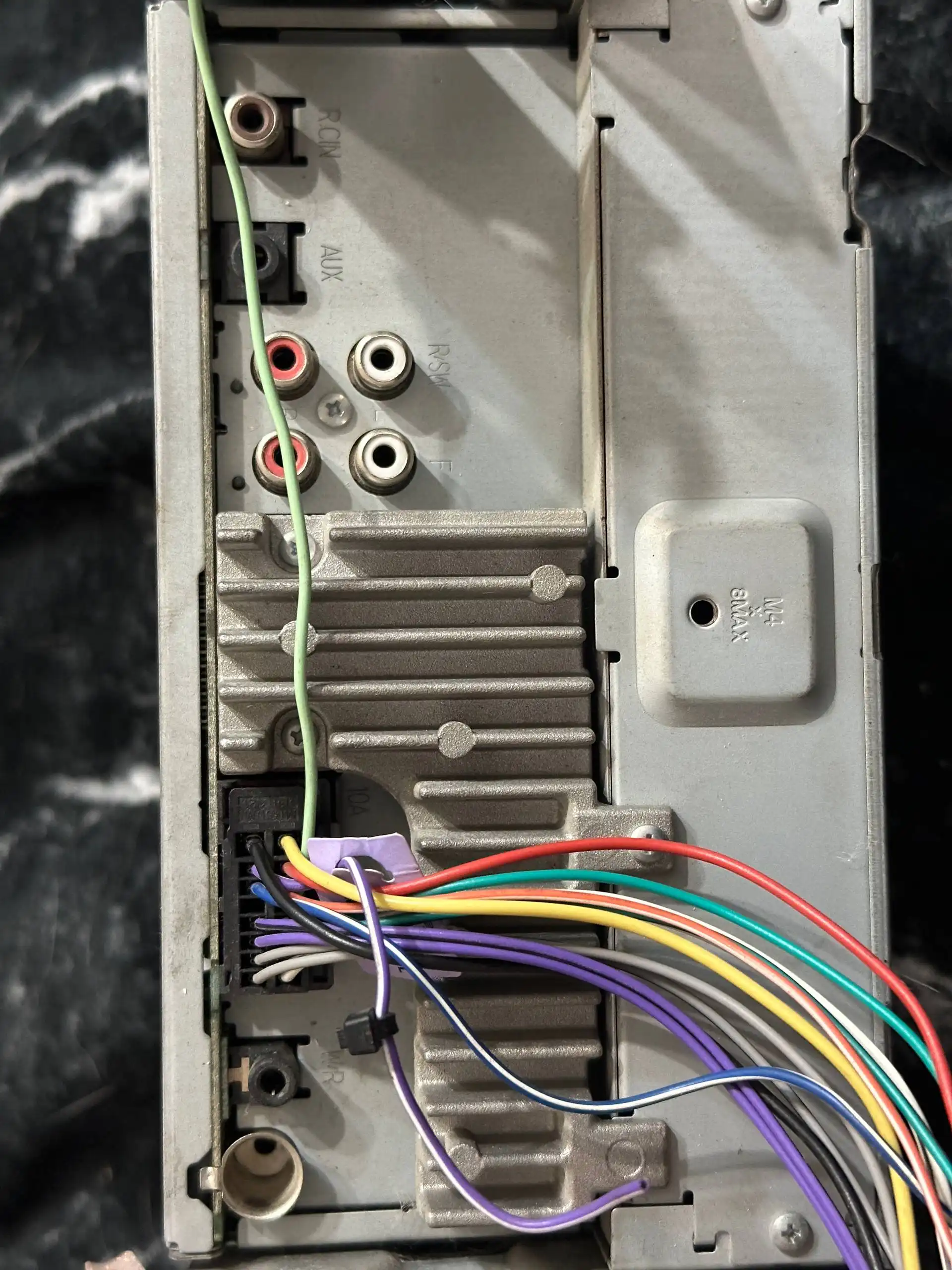 Продам магнитолу Pioneer MVH-G210BT