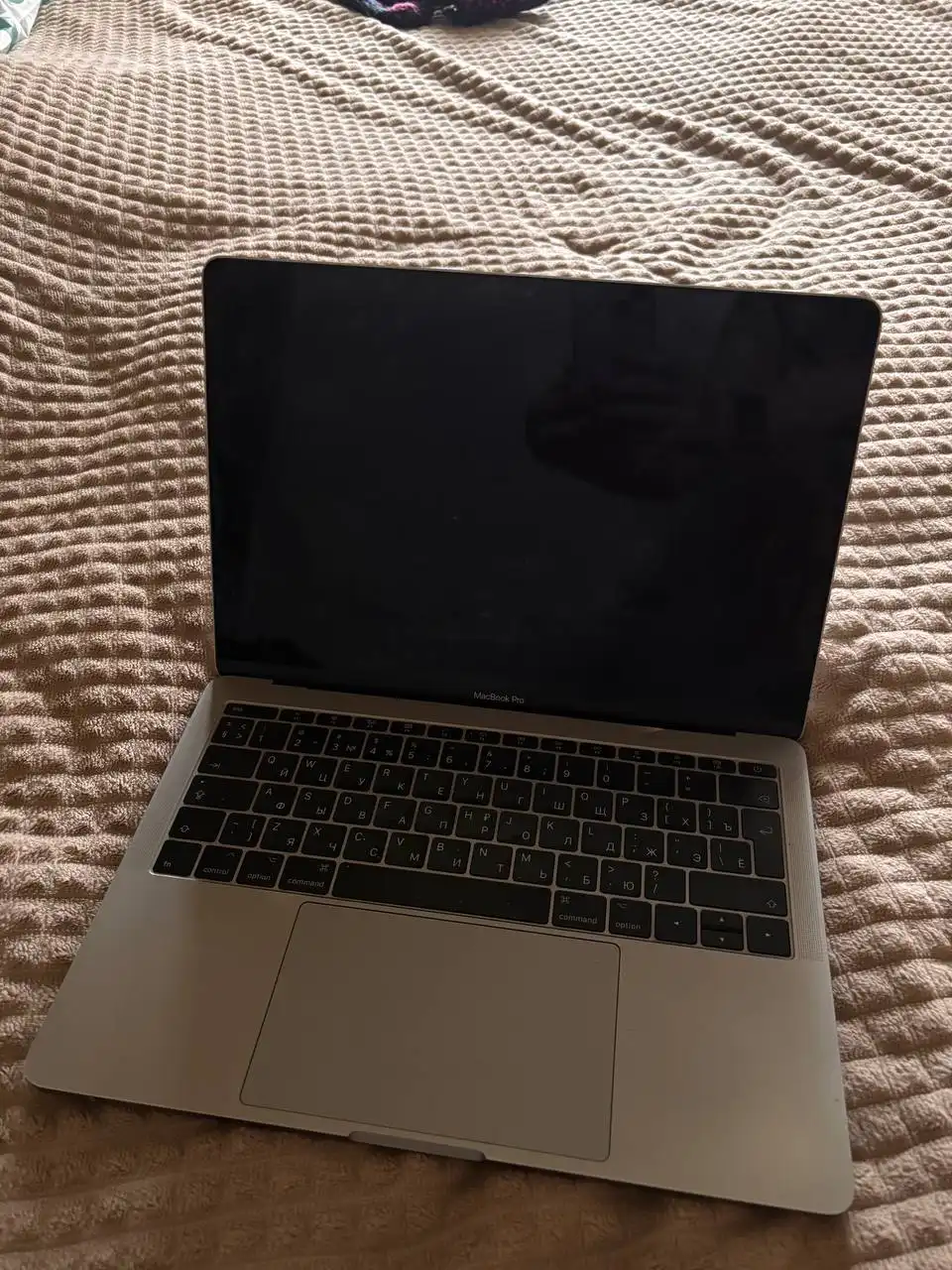 Продам MacBook в отличном состоянии
