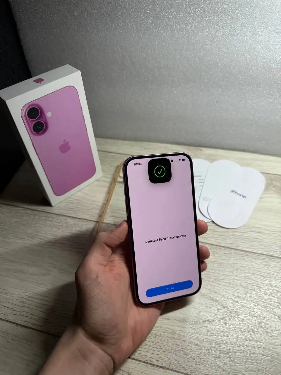 Продам iPhone 16 128GB Pink