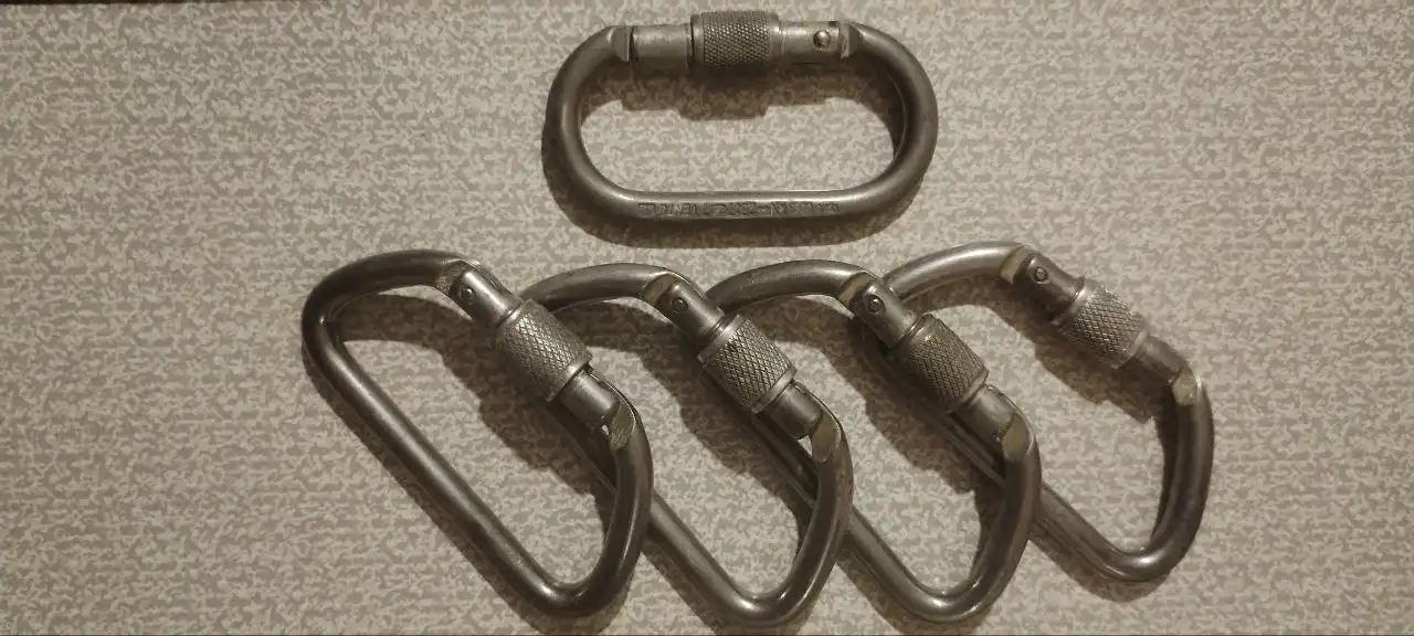 Продажа карабинов и жумара Венто - Туризм/Альпинизм (Хобби и отдых) в Саратов