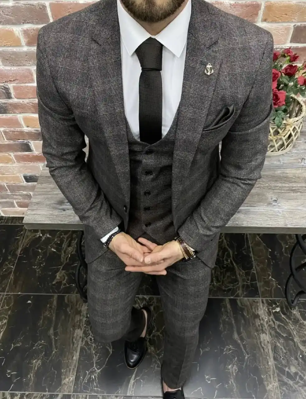 Продажа свадебных платьев и мужской одежды - Свадебная одежда (Одежда) в Саратов